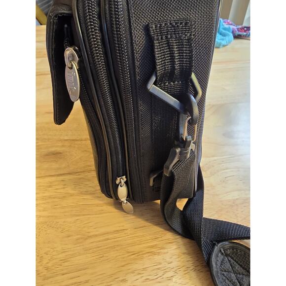 INIT Laptop Notebook iPad Computer Messenger Shoulder Case Small Electronic - Picture 10 of 13